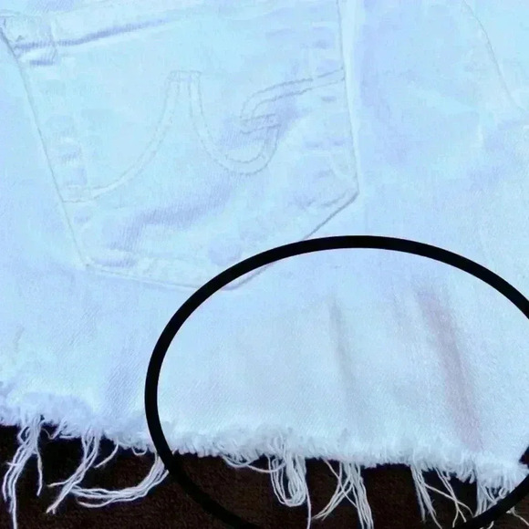 Adriano Goldschmied White Distress Fray Jean Short - Picture 14 of 15